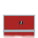 Aufsatzschrank mit Fl&uuml;gelt&uuml;ren und Zylinderschloss mit Drehgriff - 450 x 925 x 422 mm - lichtgrau/feuerrot