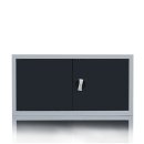 Aufsatzschrank mit Flügeltüren und...