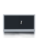 Aufsatzschrank mit Flügeltüren und...