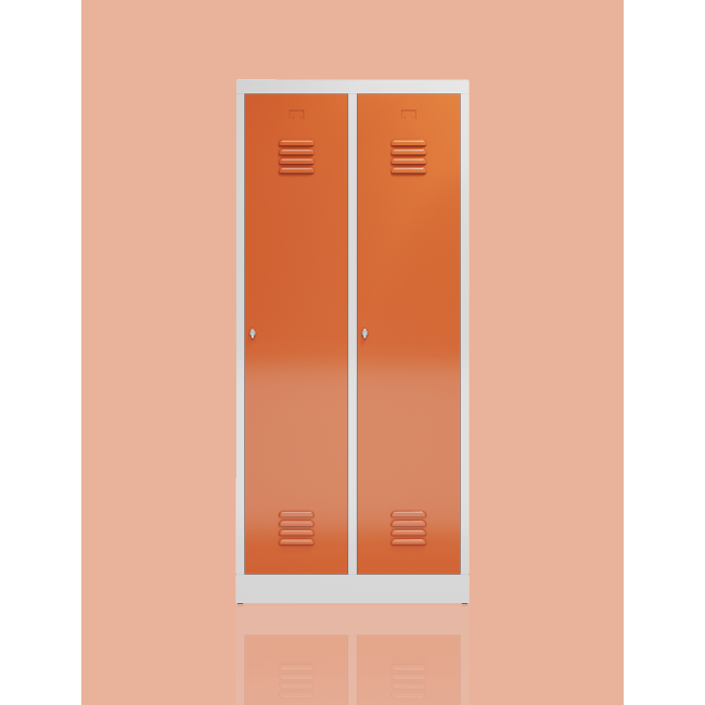 Schrägansicht eines ClassiX Garderobenspinds mit 2 Abteilen, abschließbar mit Drehriegelverschluss, S/W-Trennung, Korpus lichtgrau, Türen feuerrot